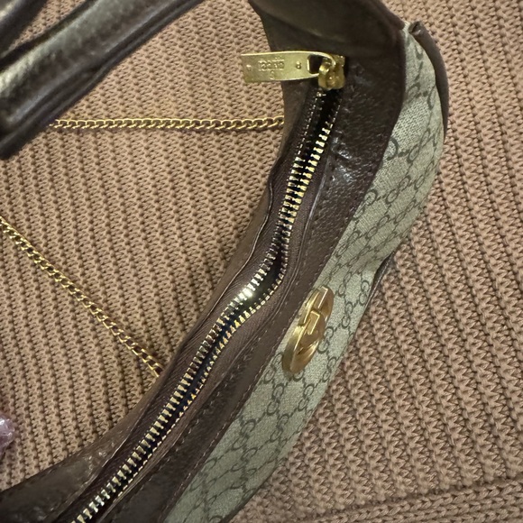 Gucci GG Mini Shoulder Bag in Beige and Brown with Gold Hardware - Picture 5 of 10